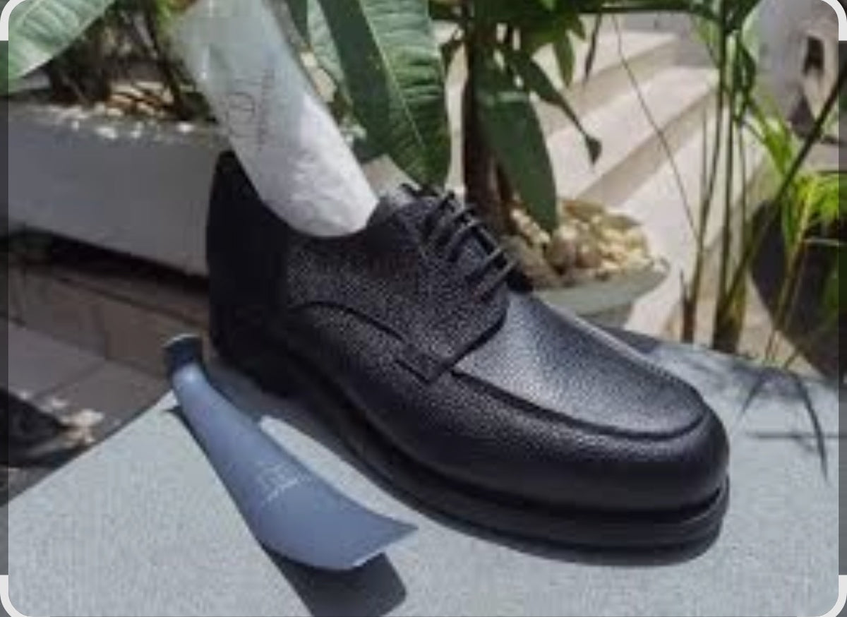 Soulier matière en cuir