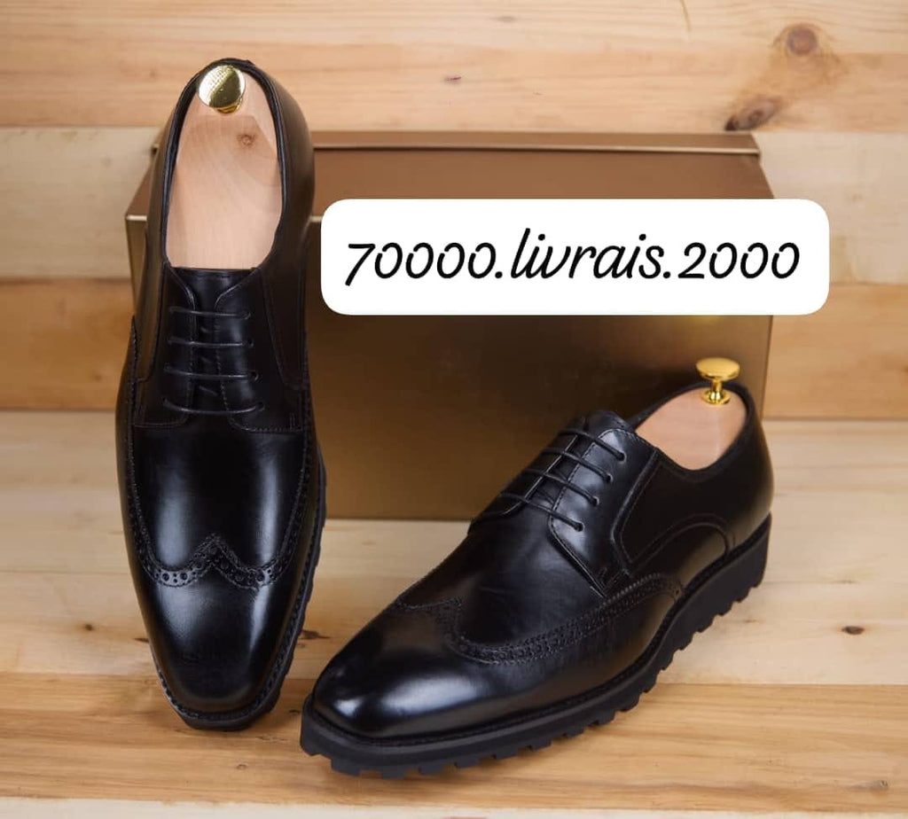Soulier matière en cuir semelle gomme