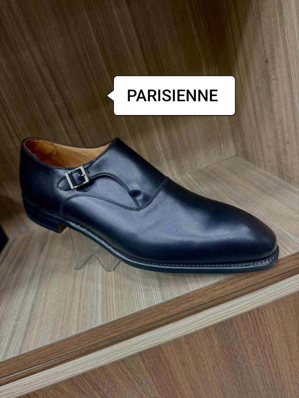 Soulier matière en cuir