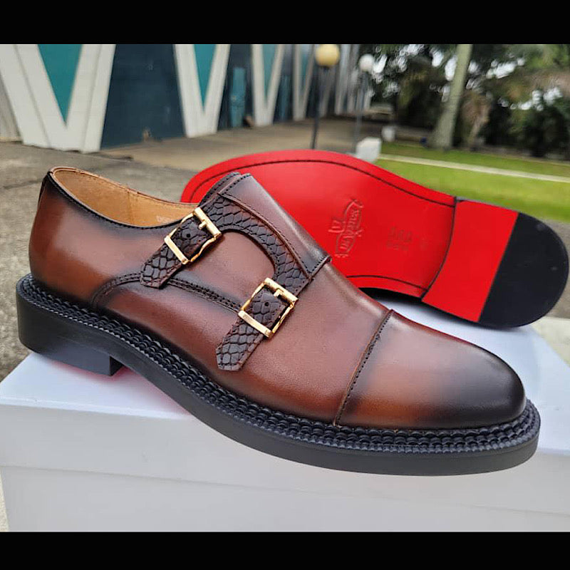 Soulier matière en cuir