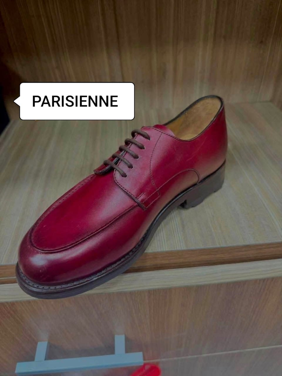 Soulier matière en cuir