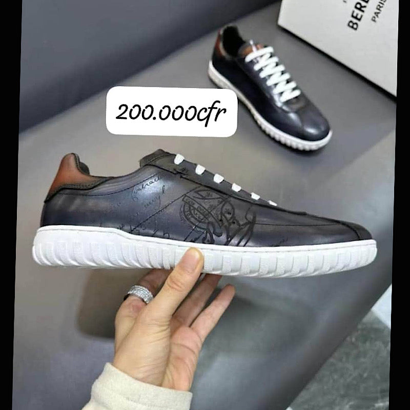 B£RLUTI matière en cuir semelle gomme