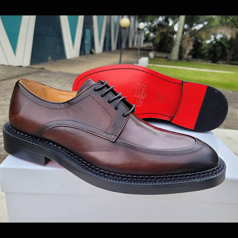 Soulier matière en cuir