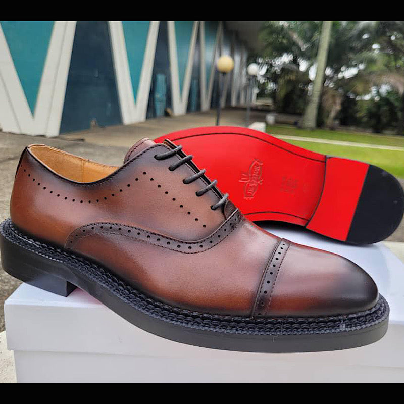 Soulier matière en cuir