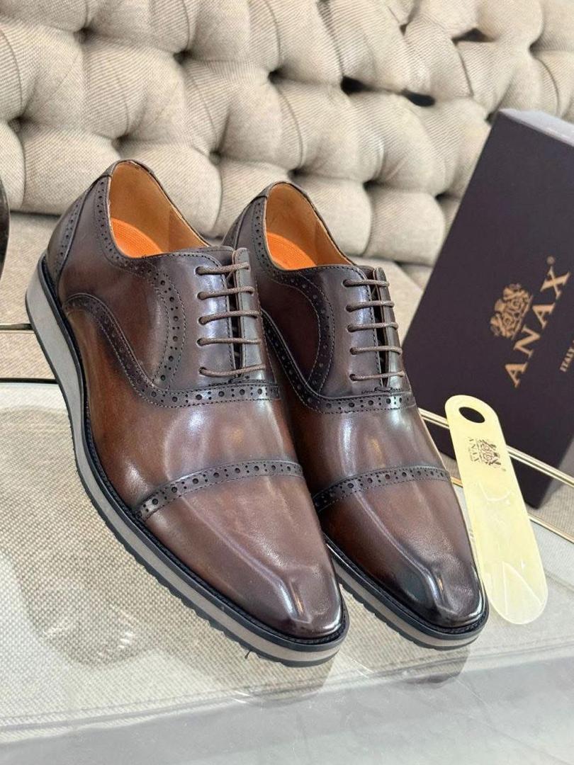 AN@X matière cuir semelle gomme