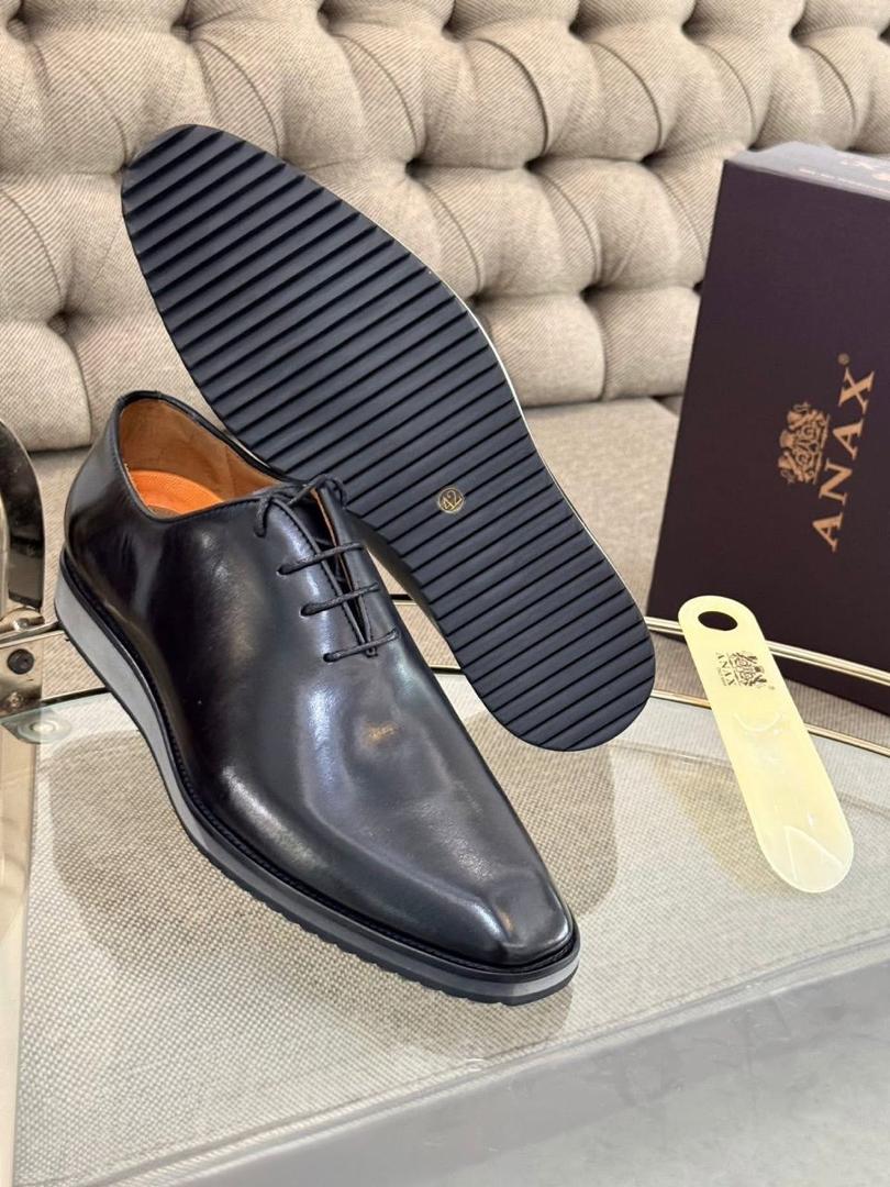 AN@X matière cuir semelle gomme