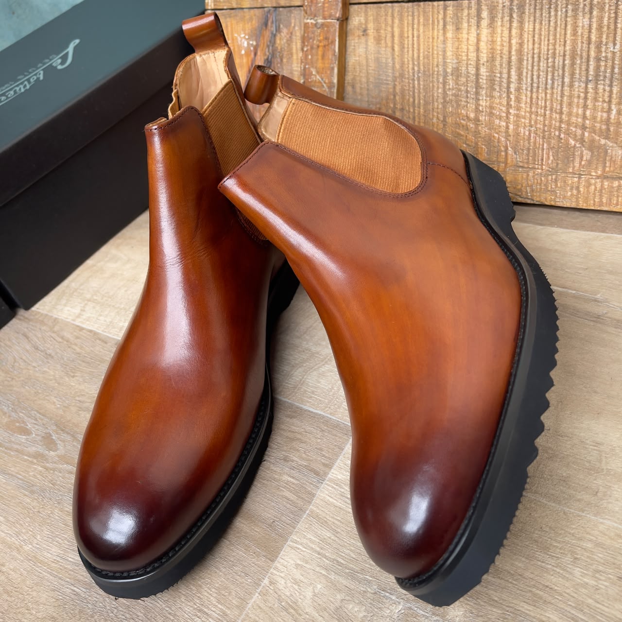 SOULiER bouten gaine matière cuir semelle gomme