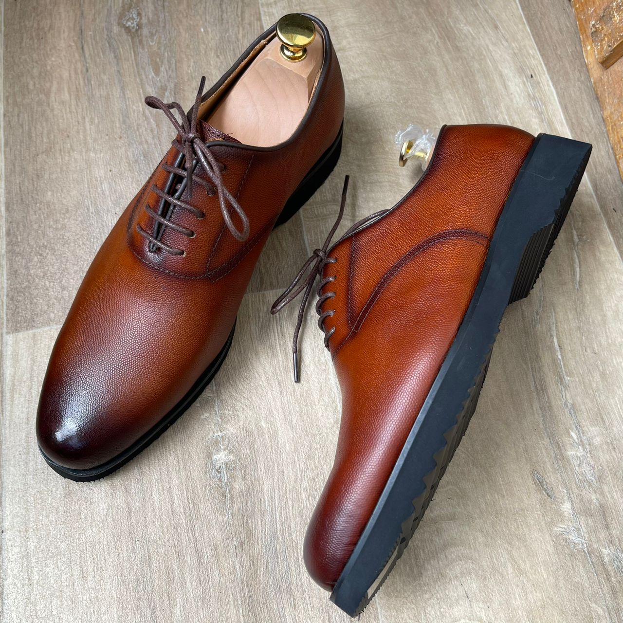 SOULiER en cuir semelle gomme
