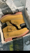 Timberland matière cuir semelle gomme