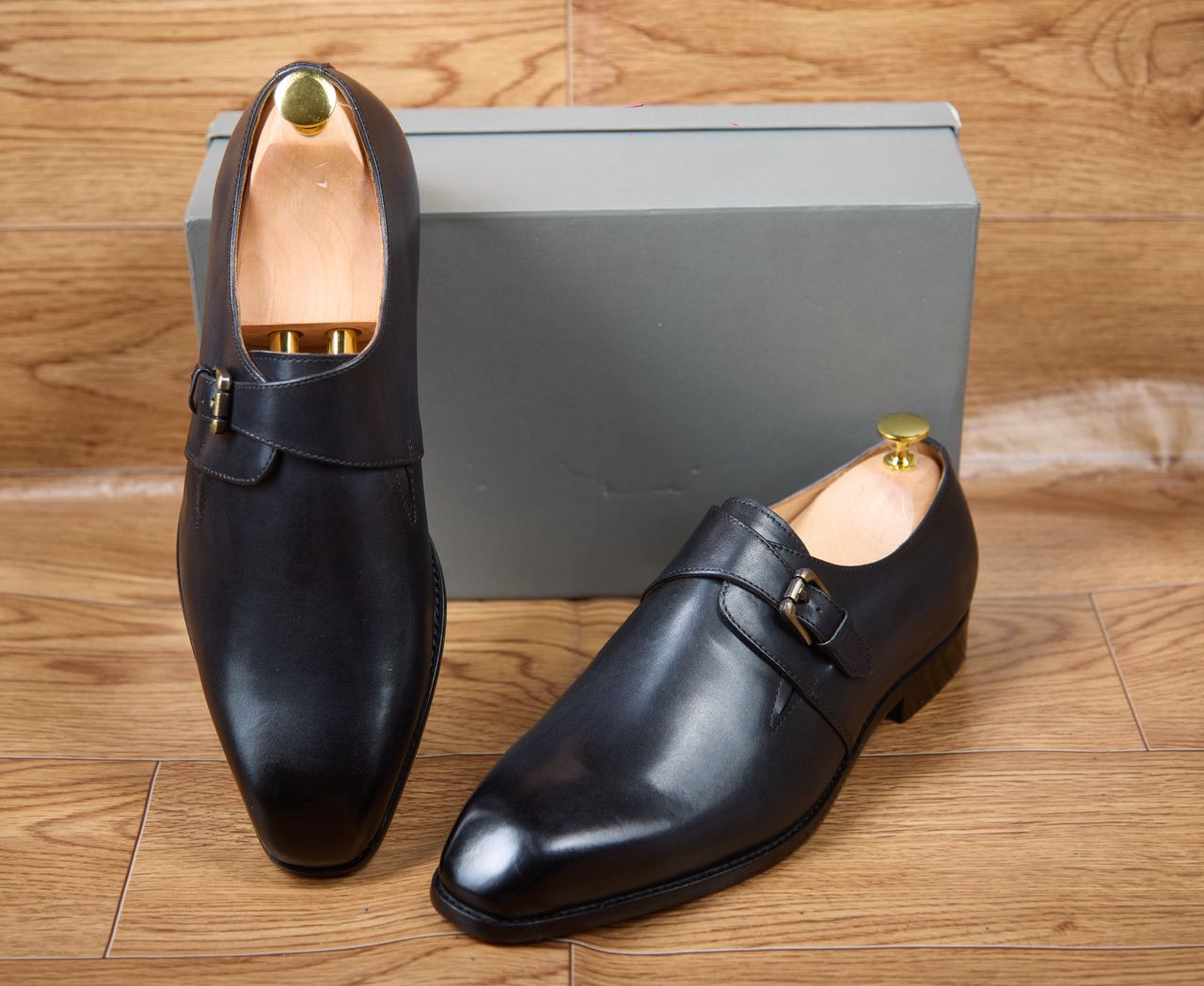 SOULiER en boucle matière cuir