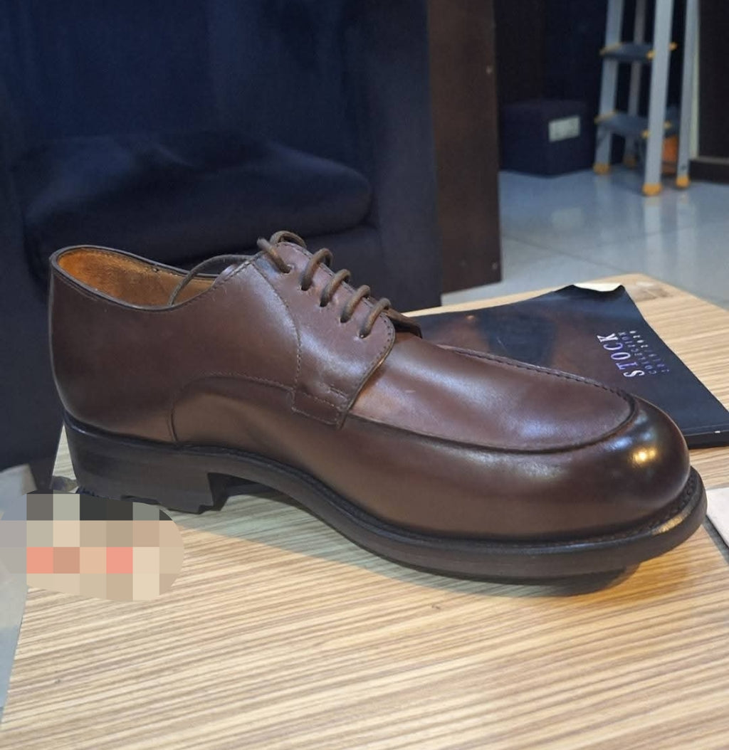 Soulier matière cuir semelle en cuir
