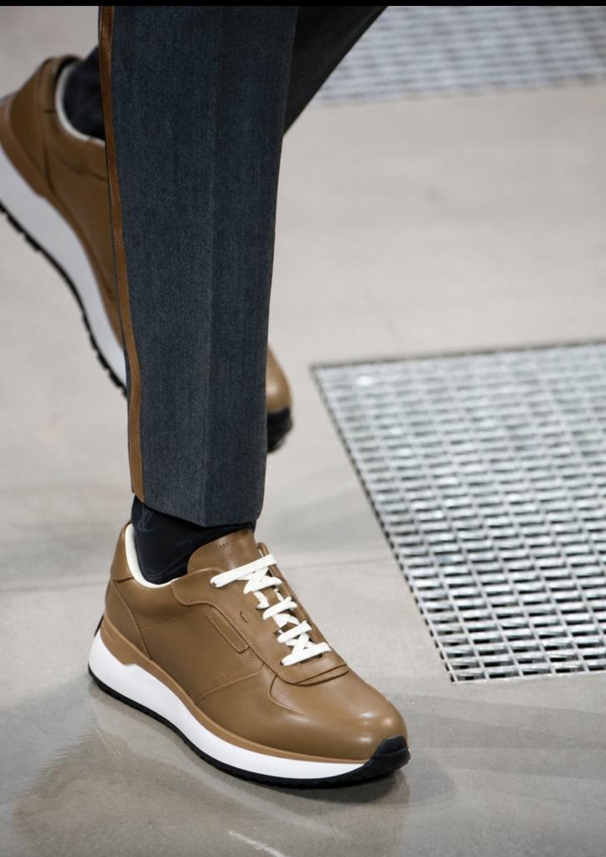 SPT Camel Sneaker