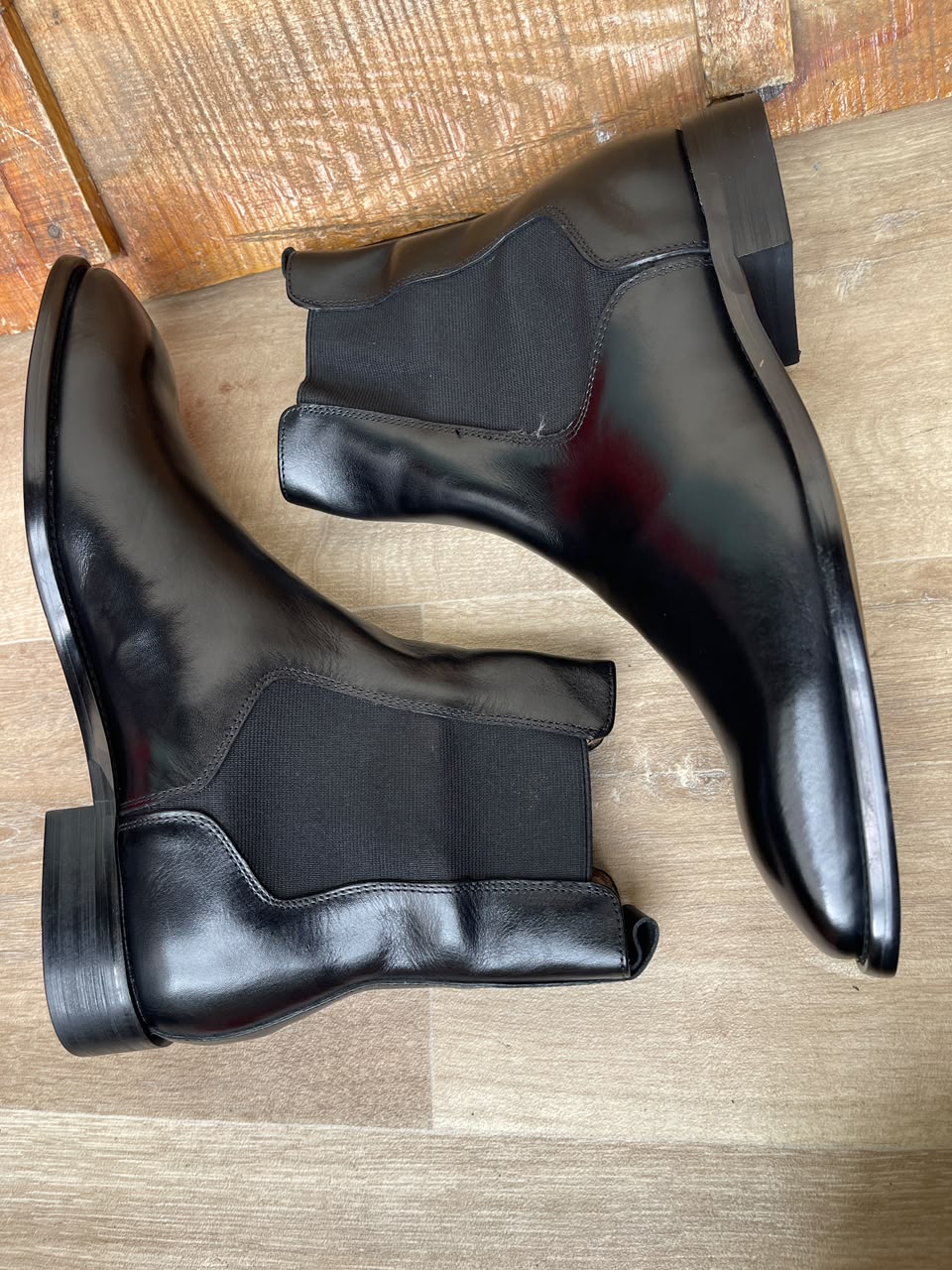 SOULiER bouten gaine matière cuir