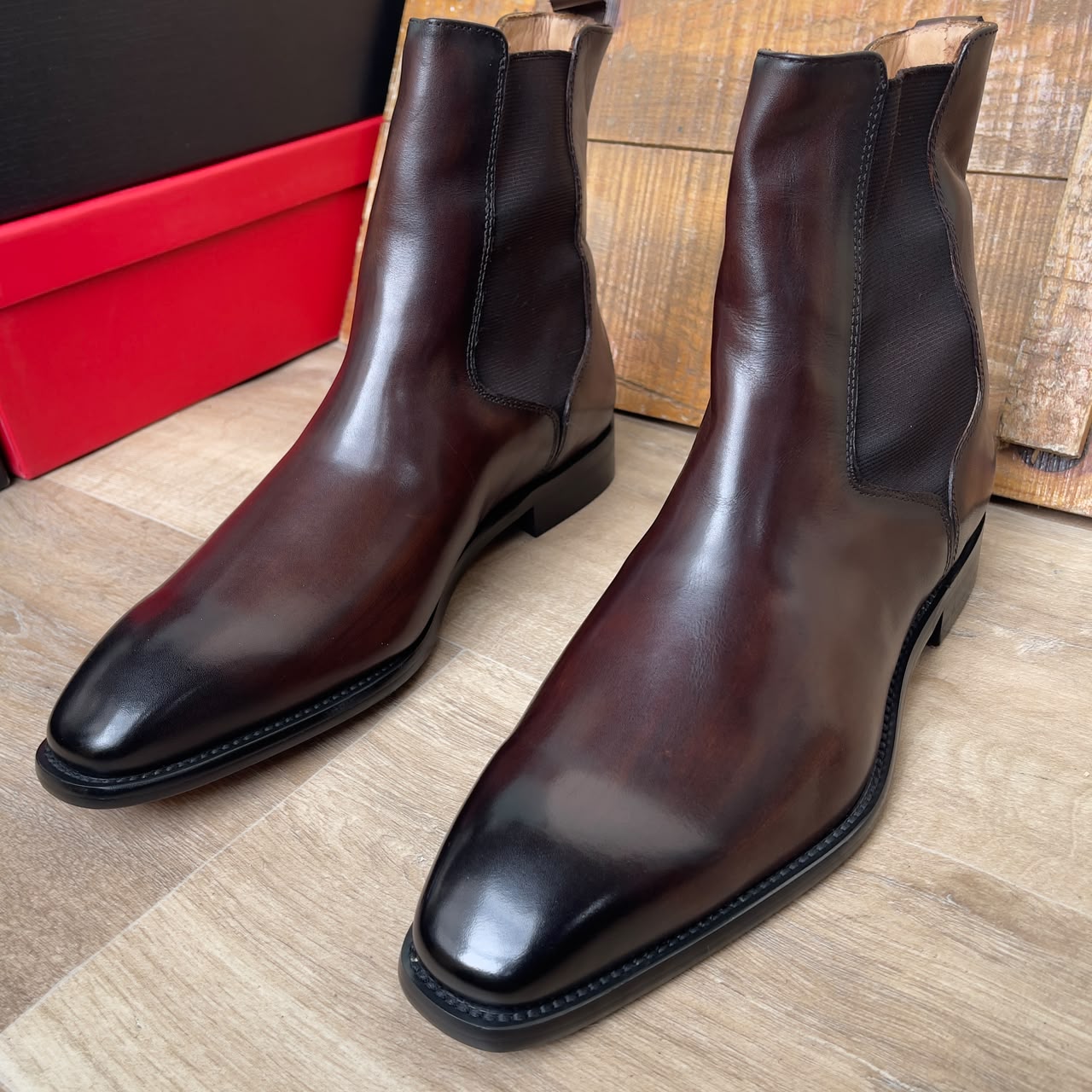 SOULiER bouten gaine matière cuir