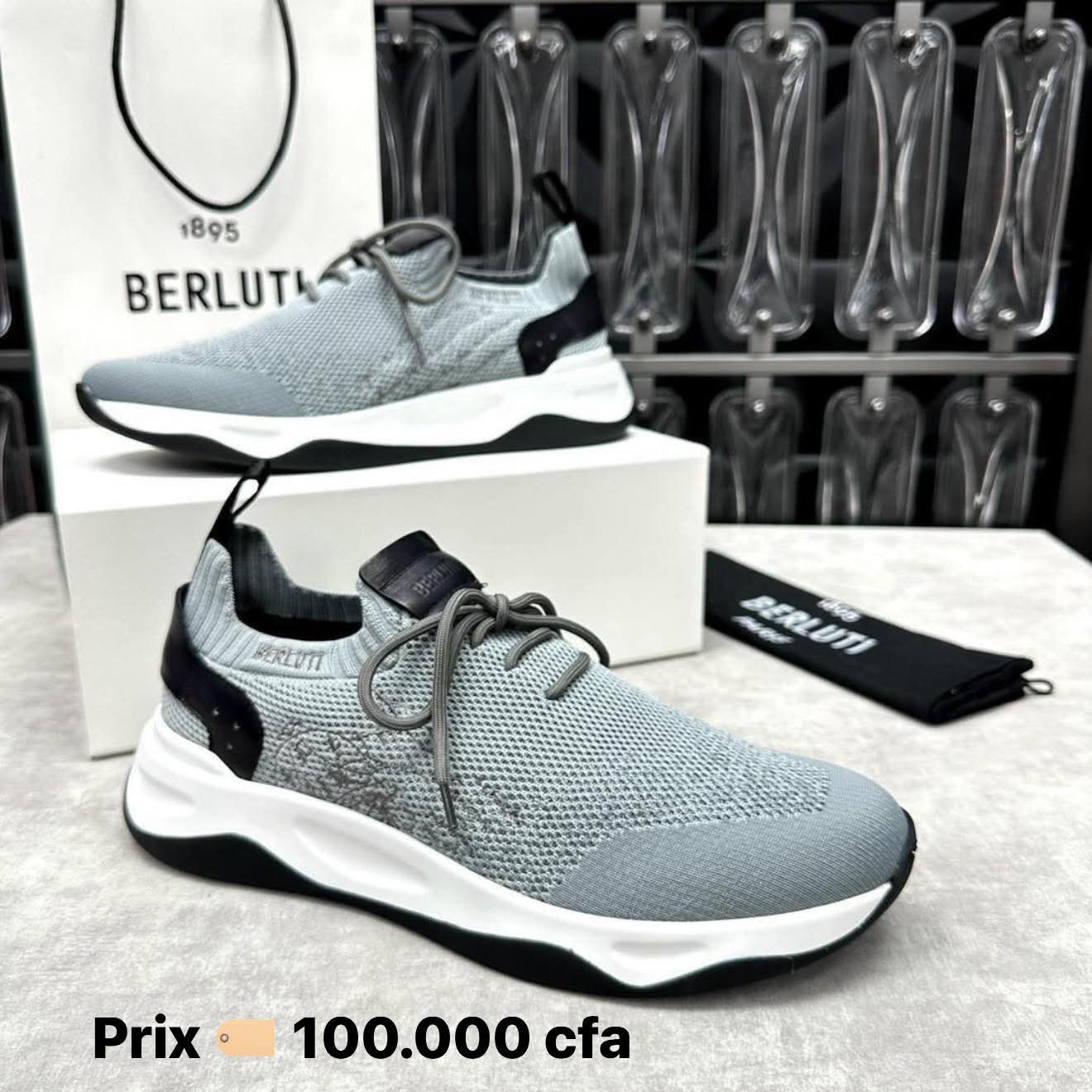 BERLUT PARISIENNE selleme gomme