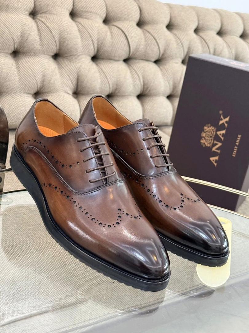 AN@X matière cuir semelle gomme